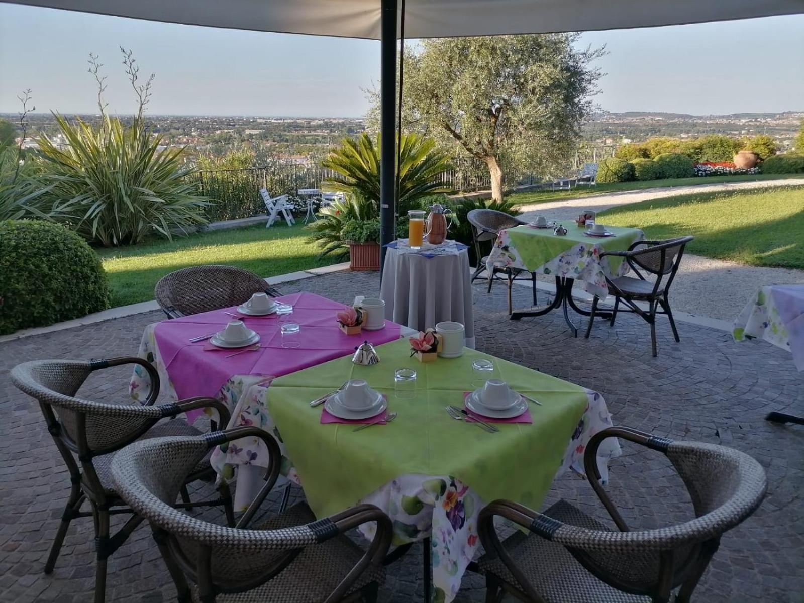 Villa Archi B&B San Pietro in Cariano Kültér fotó